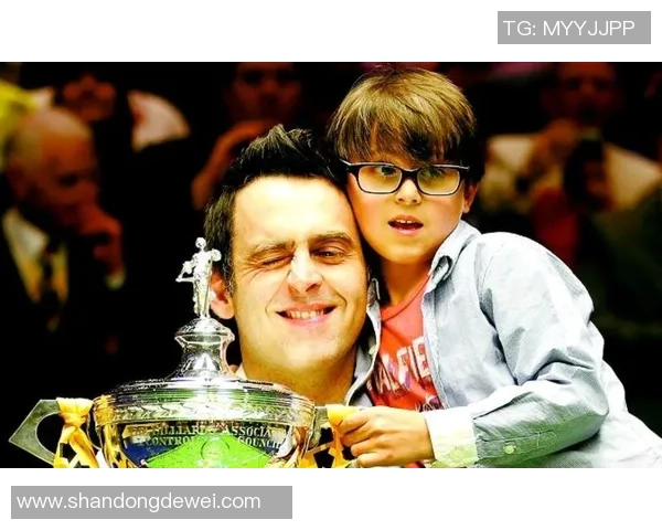 足球球星做鬼脸的背后故事与个性魅力揭秘